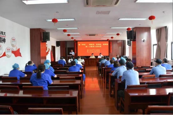 “強‘四化’，增質(zhì)量，優(yōu)體驗，促和諧”---潤馨物業(yè)聯(lián)合鎮(zhèn)江市中西醫(yī)結(jié)合醫(yī)院開展物業(yè)后勤服務(wù)人員專題培訓(xùn)