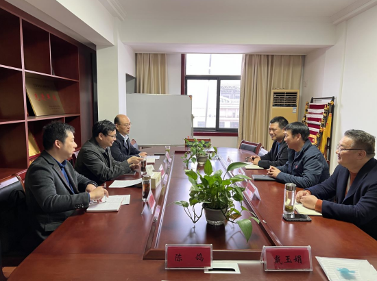 熱烈歡迎區(qū)總工會(huì)領(lǐng)導(dǎo)蒞臨潤(rùn)馨物業(yè)進(jìn)行調(diào)研指導(dǎo)