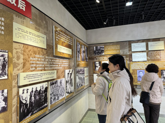 重溫崢嶸歲月，汲取紅色力量