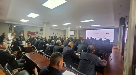 潤州區(qū)人社局在我司開展工傷預(yù)防培訓(xùn)活動